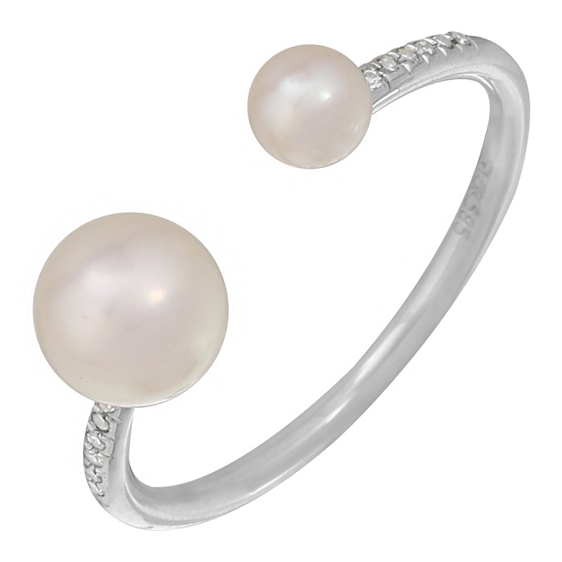 Pearl Hug Ring